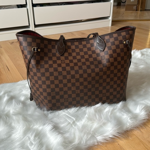 Louis Vuitton Handbags - Louis Vuitton Neverfull GM in Damier Ebene